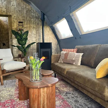 Bed & Breakfast In De Hei